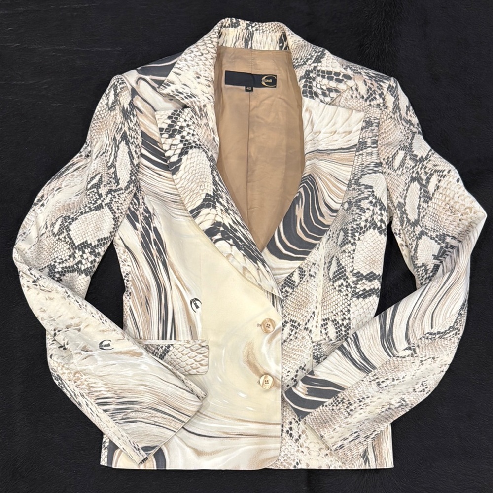 Just Cavalli Snakeskin Pattern Blazer in Cream and Black